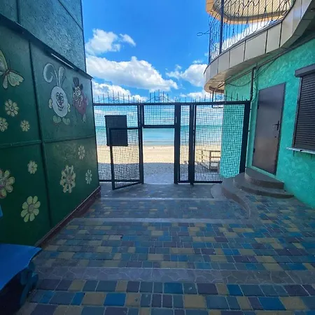 Beautiful Next To The Beach Apartment