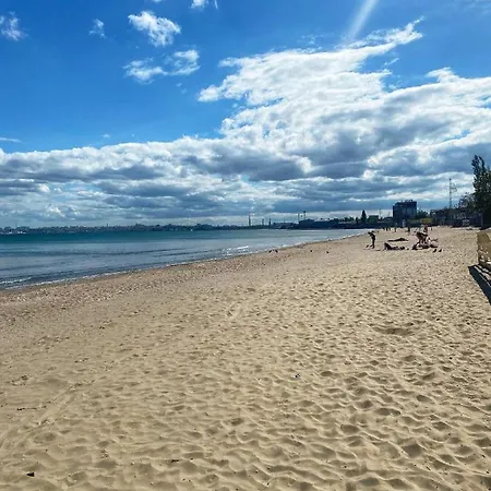 Beautiful Next To The Beach Apartment